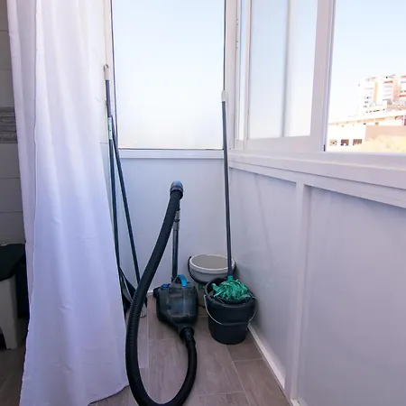 Apartment Rentafive Frente A Centro Comercial Reformado *
